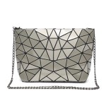 Kabelka Triangle Crossbody – stříbrná stříbrná