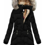 Černá prošívaná dámská zimní bunda s kapucí (W737)